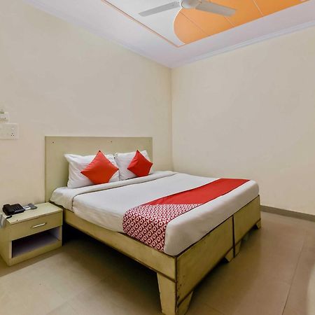 Blossom Suites Bangalore Exterior foto